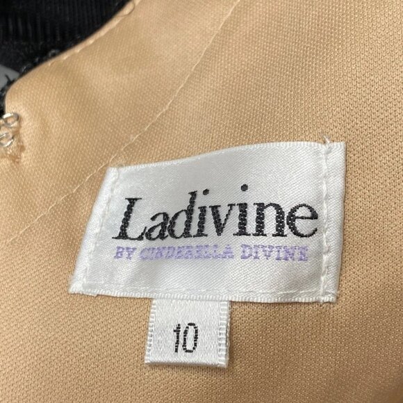 Ladivine Women’s Floral Sequin Mermaid Gown Size: 10 | Color: Black - Picture 3 of 11